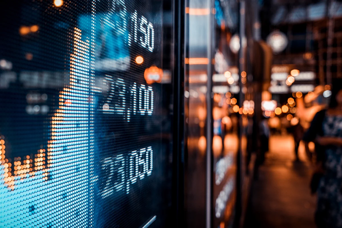 Volatility: a guide to 2024 trading